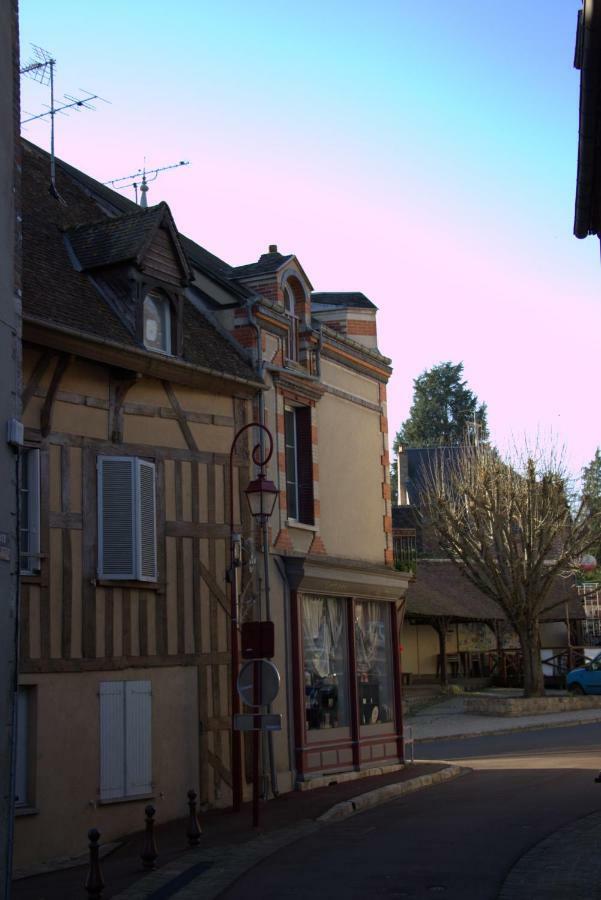 Gite "La Mesangerie" Villa Chateau-Renard Luaran gambar